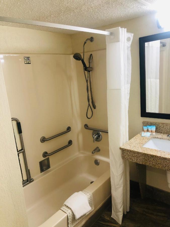 Quail Inn And Suites - Миртл-Бич Экстерьер фото