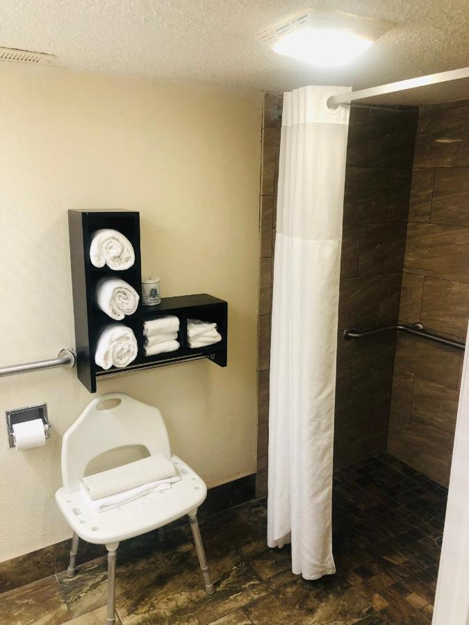 Quail Inn And Suites - Миртл-Бич Экстерьер фото