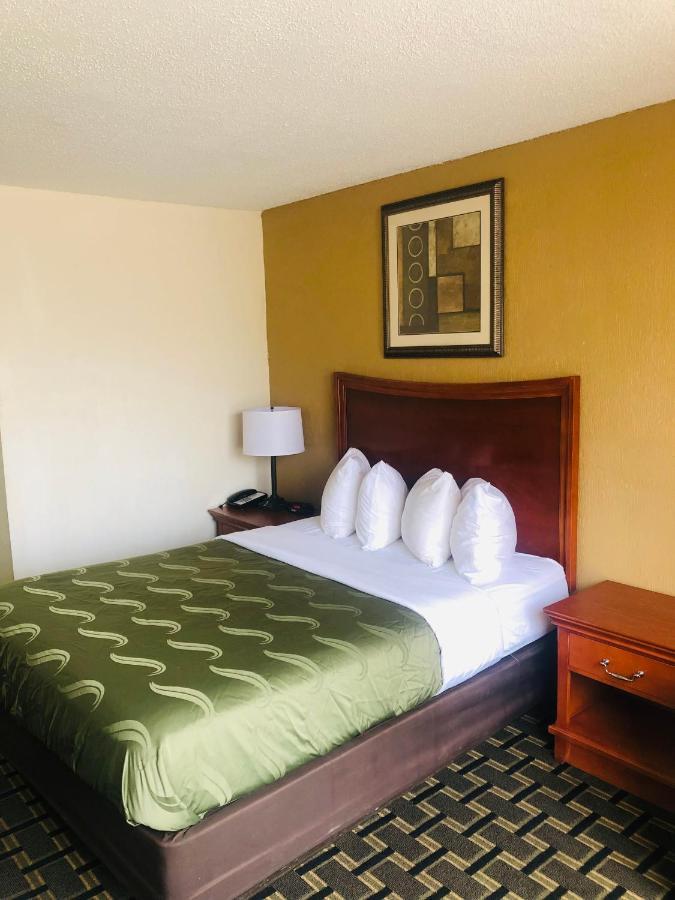 Quail Inn And Suites - Миртл-Бич Экстерьер фото
