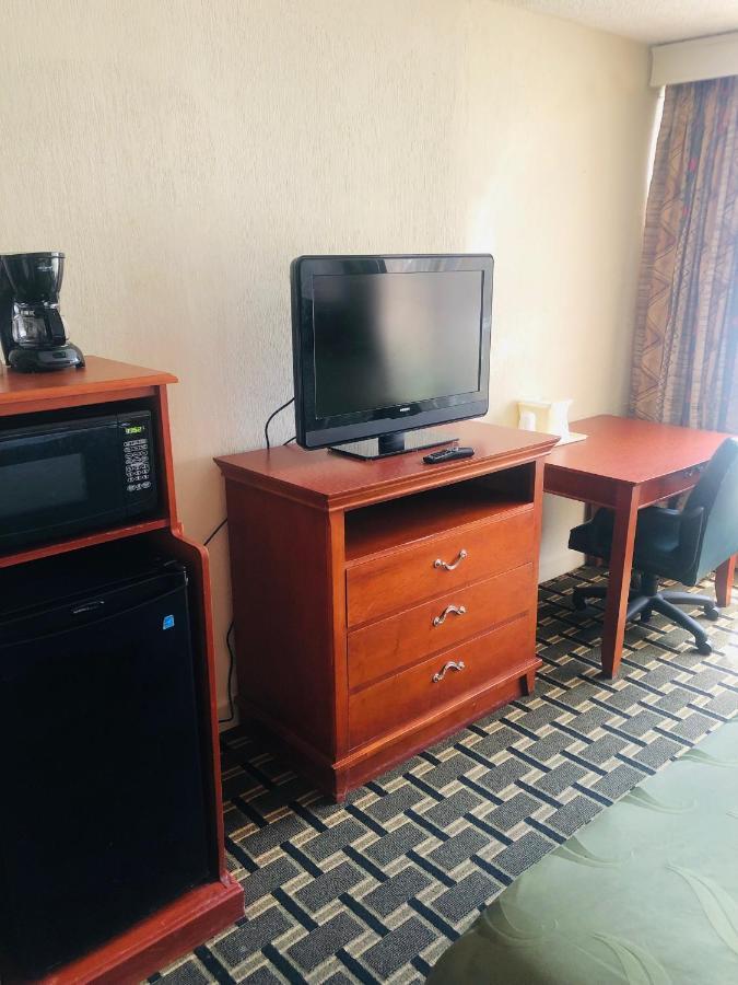 Quail Inn And Suites - Миртл-Бич Экстерьер фото