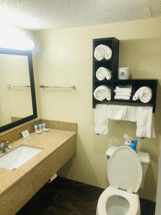 Quail Inn And Suites - Миртл-Бич Экстерьер фото