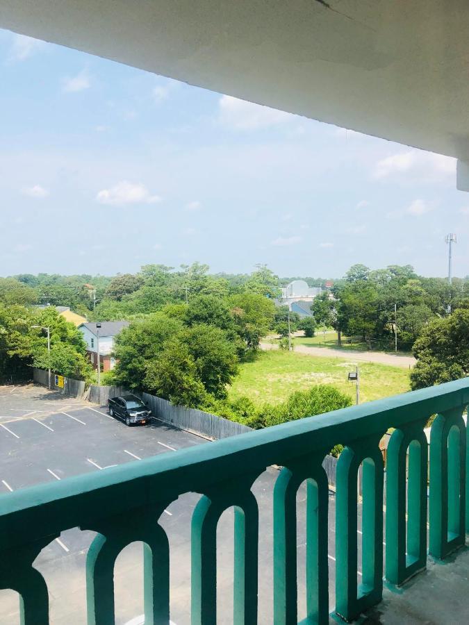 Quail Inn And Suites - Миртл-Бич Экстерьер фото